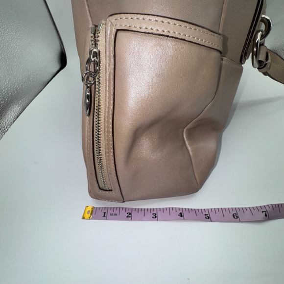 Coach Purse‎ Iridescent Shimmer Pearl Blush Pink Handbag Leather Tote Bag - Picture 7 of 11